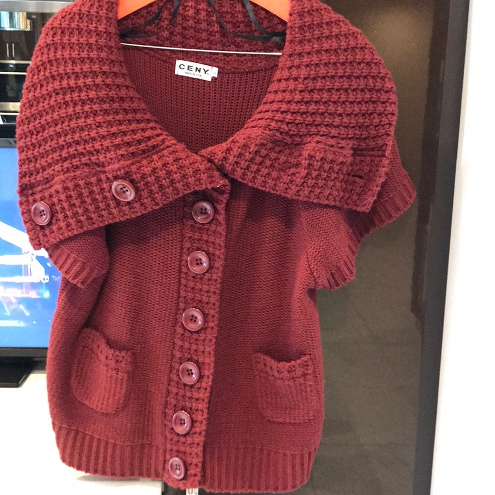 Sweater vest